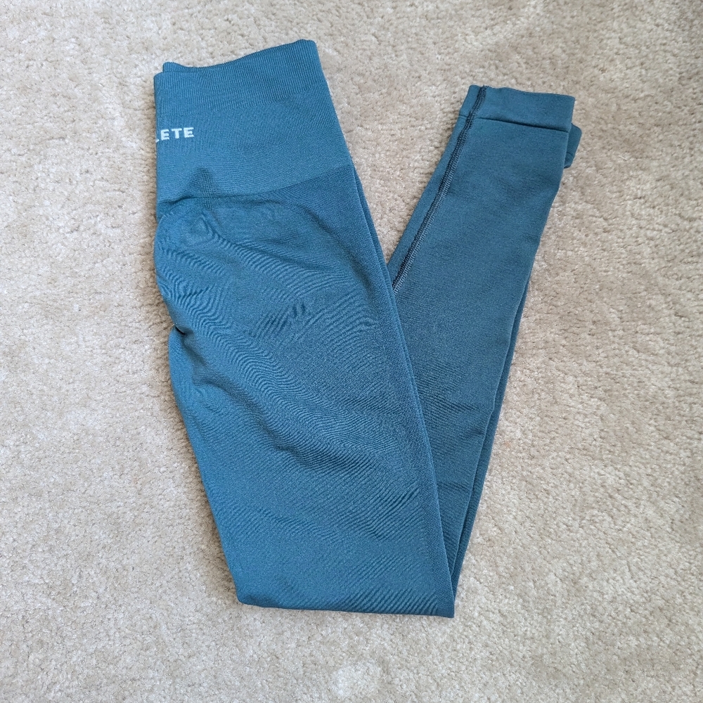 Alphalete Amplify leggings